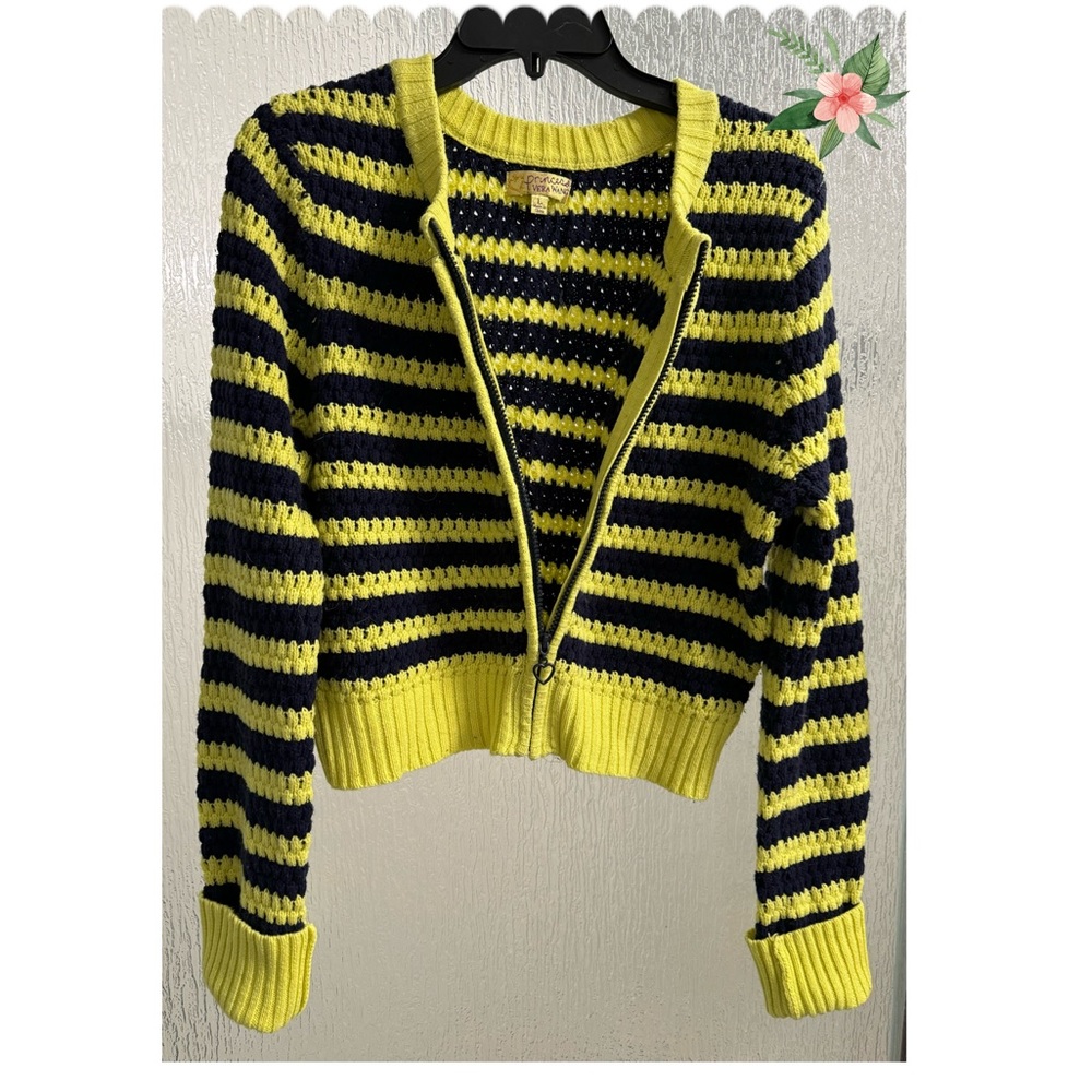 (Princess) Vera Wang zippered sweater                         Fits S best